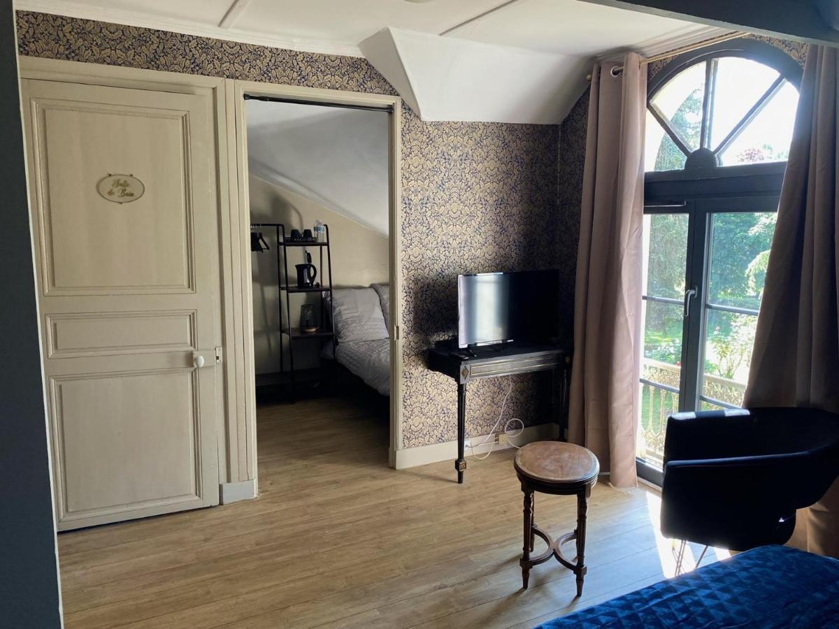 Le Castel De Brehemont Bed & Breakfast Екстериор снимка